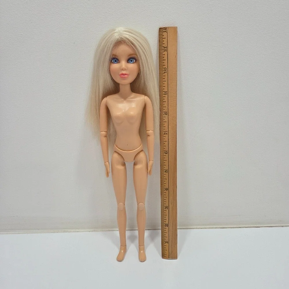 Spin Master Liv Doll Sophie Real Life Girls 2009 Blonde Wig Nude Jointed 12